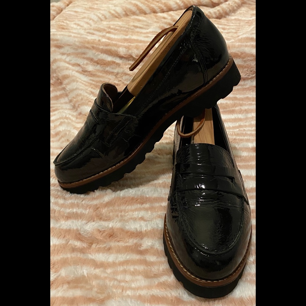 Earthies by Earth Patent Leather Loafers, Black